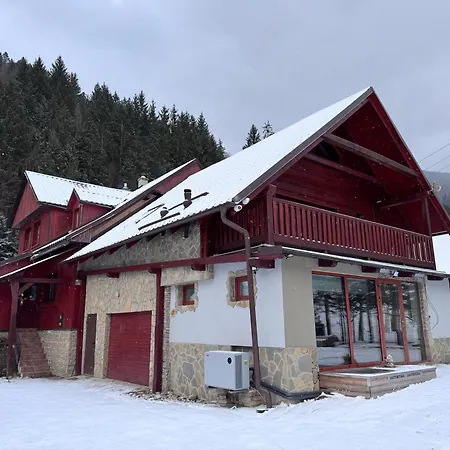 Feriehus Zazrivsky Dvor - Magura, Wellness, Self Check-in, 6 Bedrooms, 4 Bathrooms *