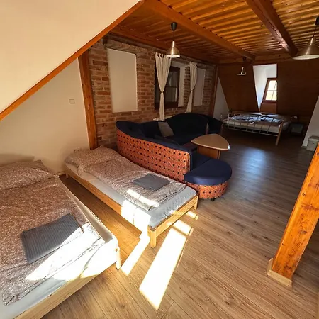 Zazrivsky Dvor - Magura, Wellness, Self Check-in, 6 Bedrooms, 4 Bathrooms