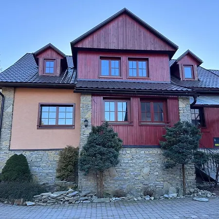 Zazrivsky Dvor - Magura, Wellness, Self Check-in, 6 Bedrooms, 4 Bathrooms *