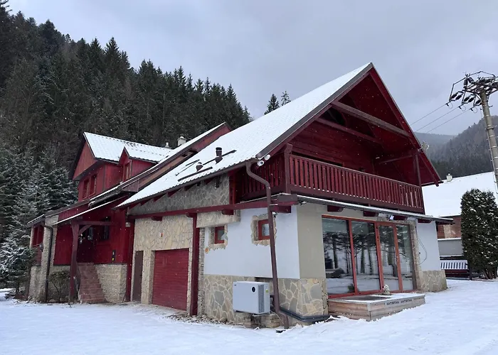 Semesterbostad Zazrivsky Dvor - Magura, Wellness, Self Check-in, 6 Bedrooms, 4 Bathrooms *