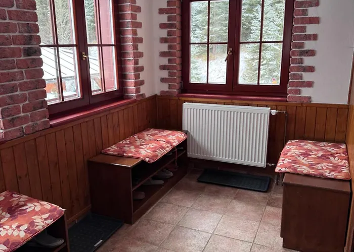 Semesterbostad Zazrivsky Dvor - Magura, Wellness, Self Check-in, 6 Bedrooms, 4 Bathrooms Zázrivá