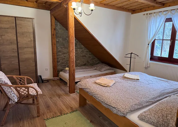 Ferienhaus Zazrivsky Dvor - Magura, Wellness, Self Check-in, 6 Bedrooms, 4 Bathrooms