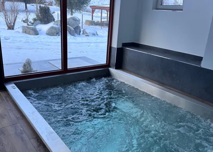 Zazrivsky Dvor - Magura, Wellness, Self Check-in, 6 Bedrooms, 4 Bathrooms